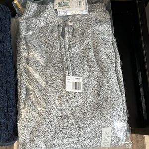 Men’s sweater